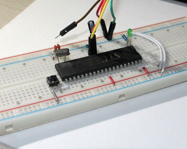 单片机小白学步(21) IO口：基本的LED和按键操作